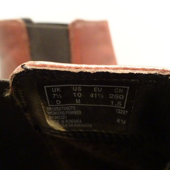 Clarks Mascarpone Bay Chelsea Brown Leather Boots Size 10 M Chunky Heel Pull On - Picture 3 of 5